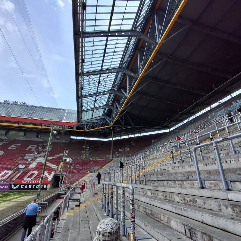 Stadion 3